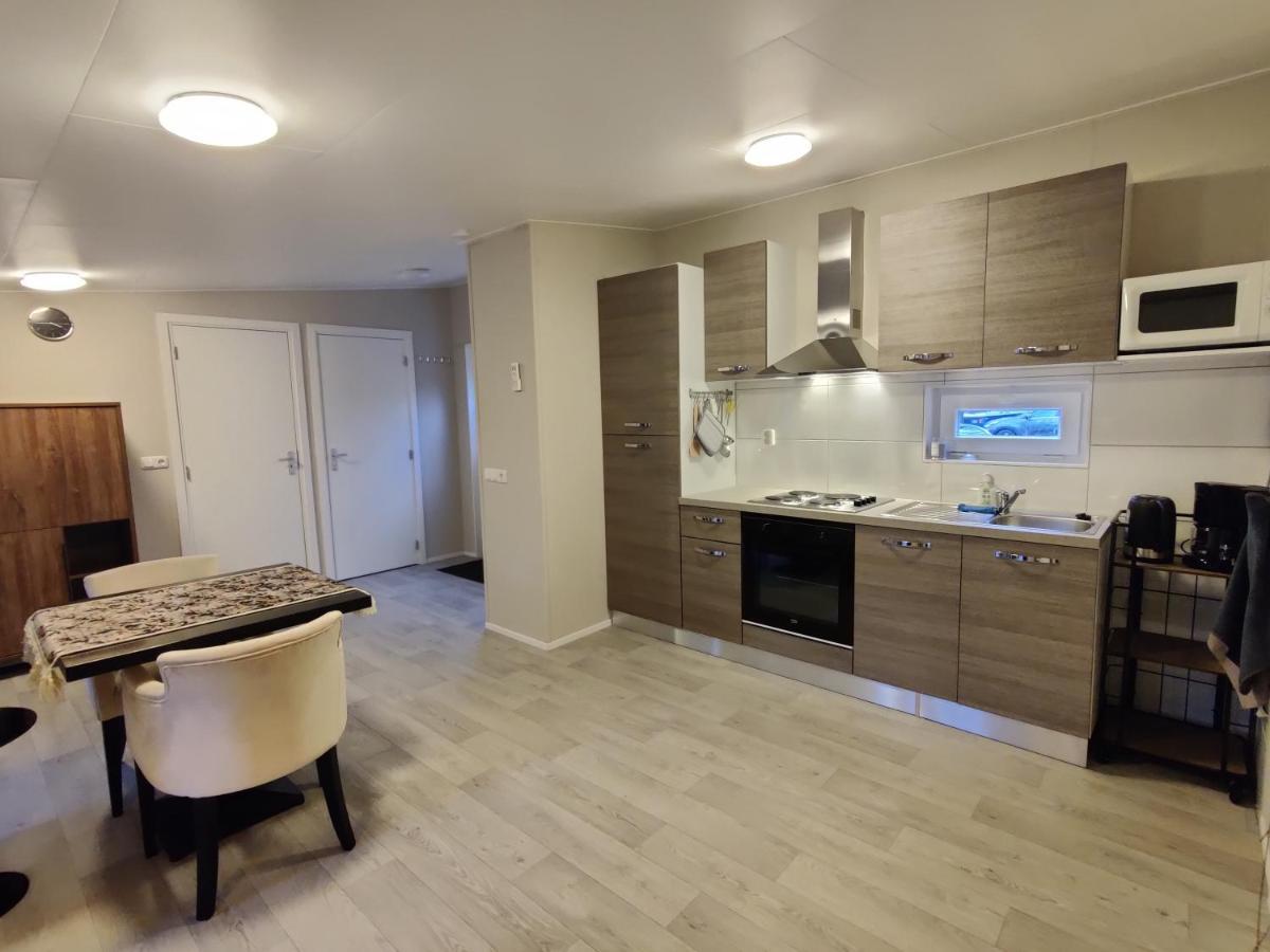 디센 2 -3 Persoons Chalet In Bosrijk Park Kempenbos-Duc De Brabant 빌라 외부 사진
